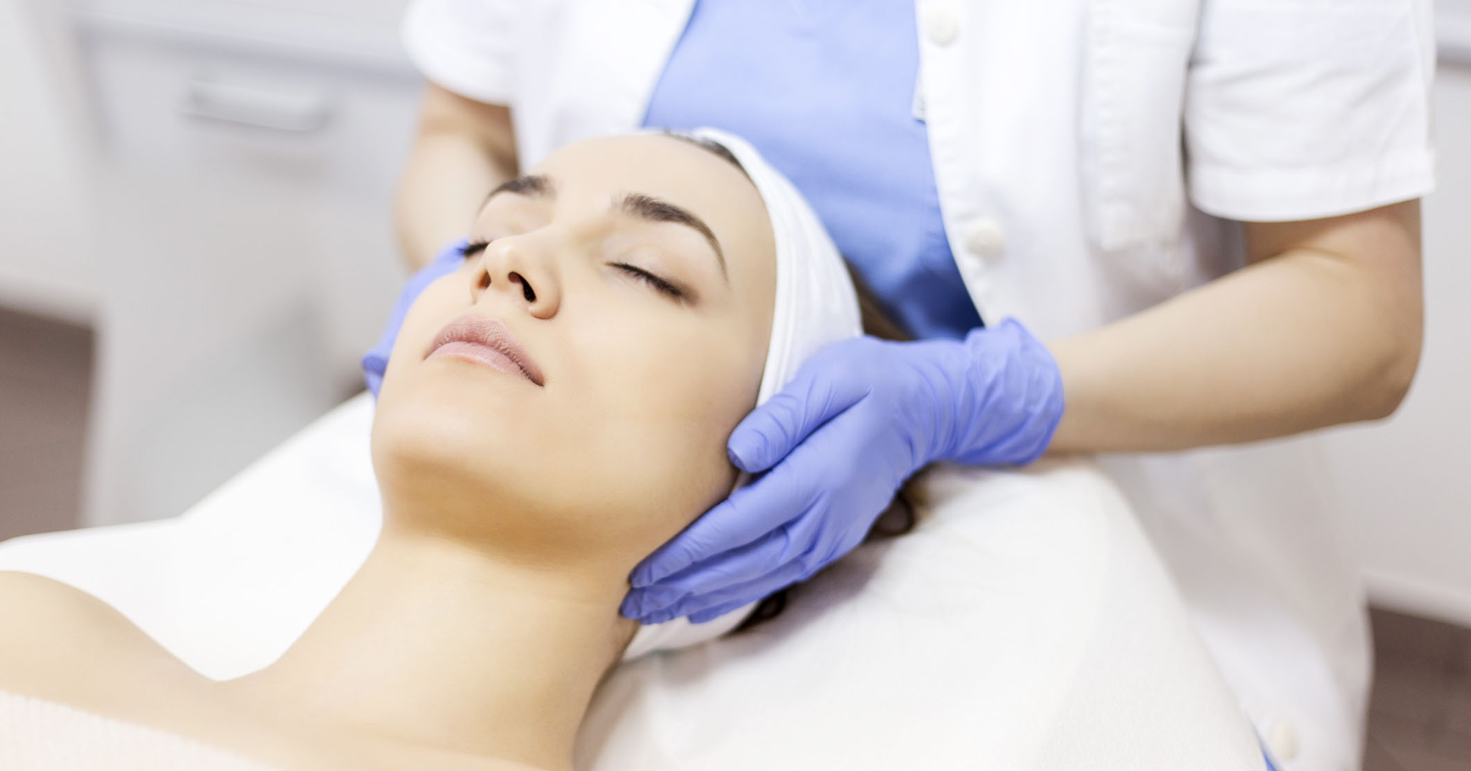 An Aesthetician is Just What Your Skin Needs